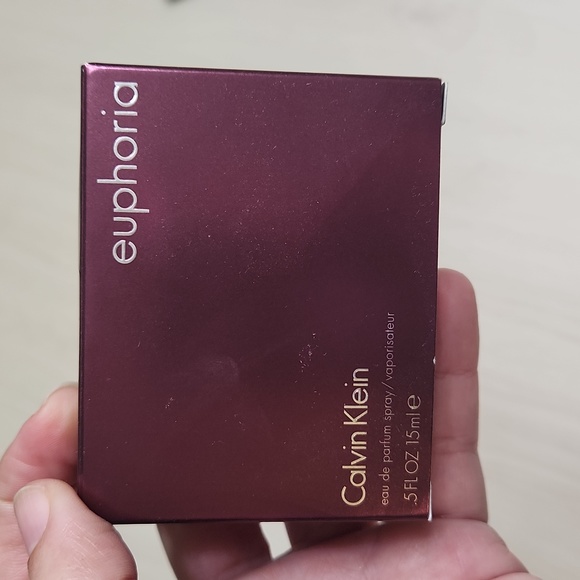 Calvin Klein euphoria eau de parfum 0.5 fl oz NEW + deep euphoria samples (2) - Picture 2 of 6